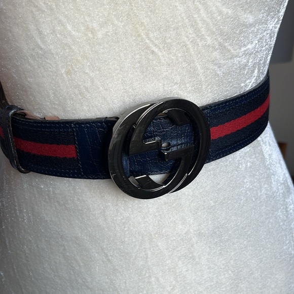 Auth Gucci  Belt with Signature GG Buckle - Picture 1 of 8